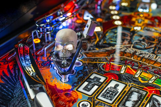 Stern Pinball x Metallica Remastered - 2024 Premium Model, 